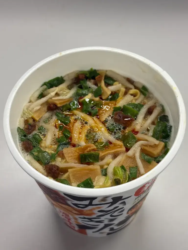 新みそきん。特製香味油投入。